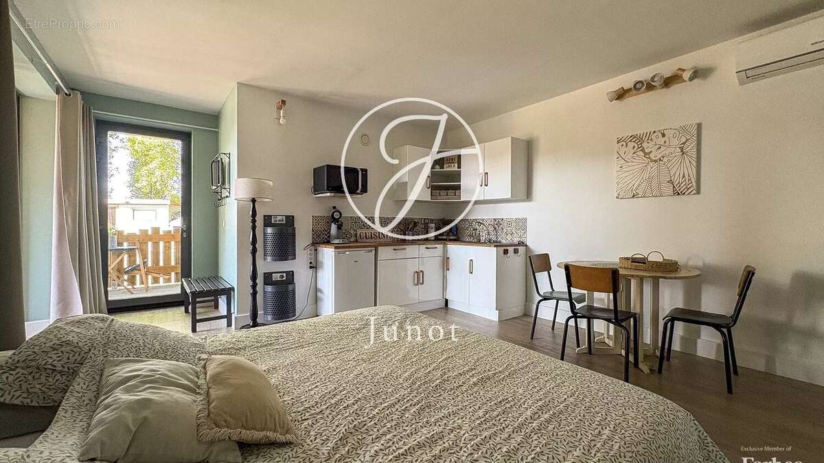 Sailly-lez-lannoy - Ferme rénovée à vendre - 10 pièces - 334m² et 180m² de dépendance - 7 chambres - Piscine - Garage - photo 16