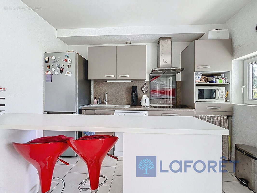Appartement à SIX-FOURS-LES-PLAGES