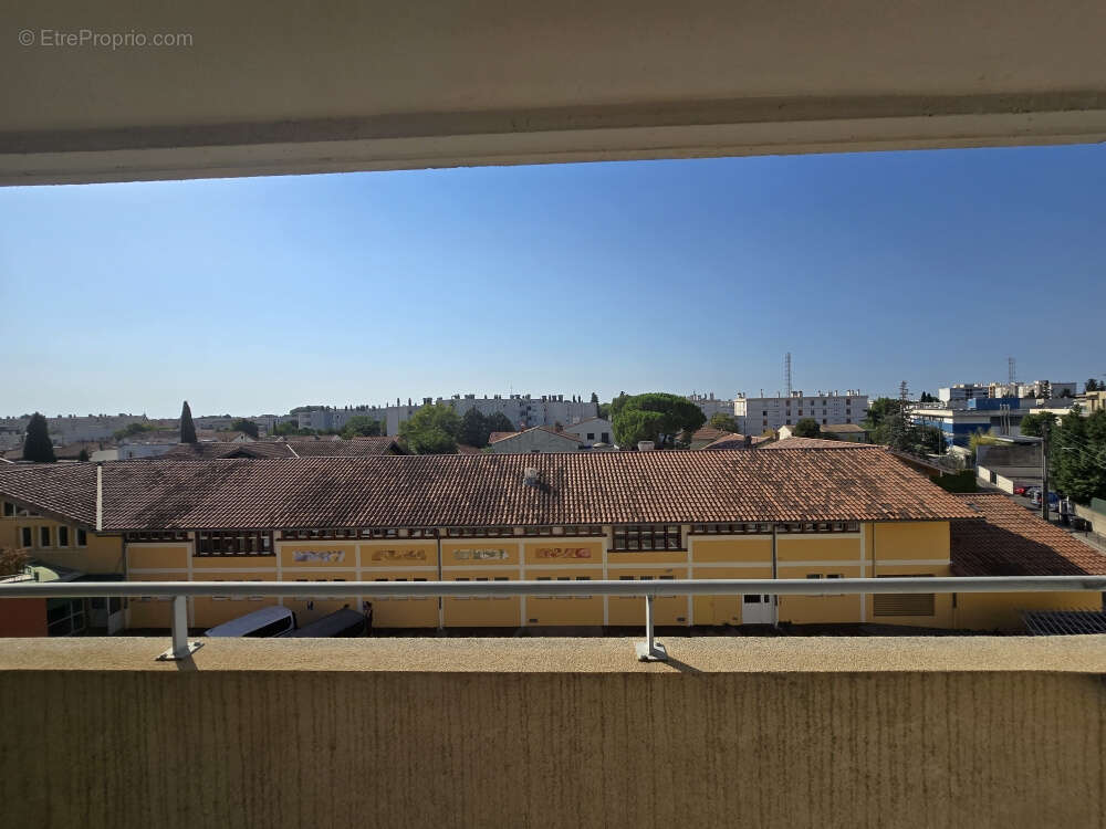 Superbe T3 - Loggia - Grand Garage - Proche Arènes et Gare. - photo 10