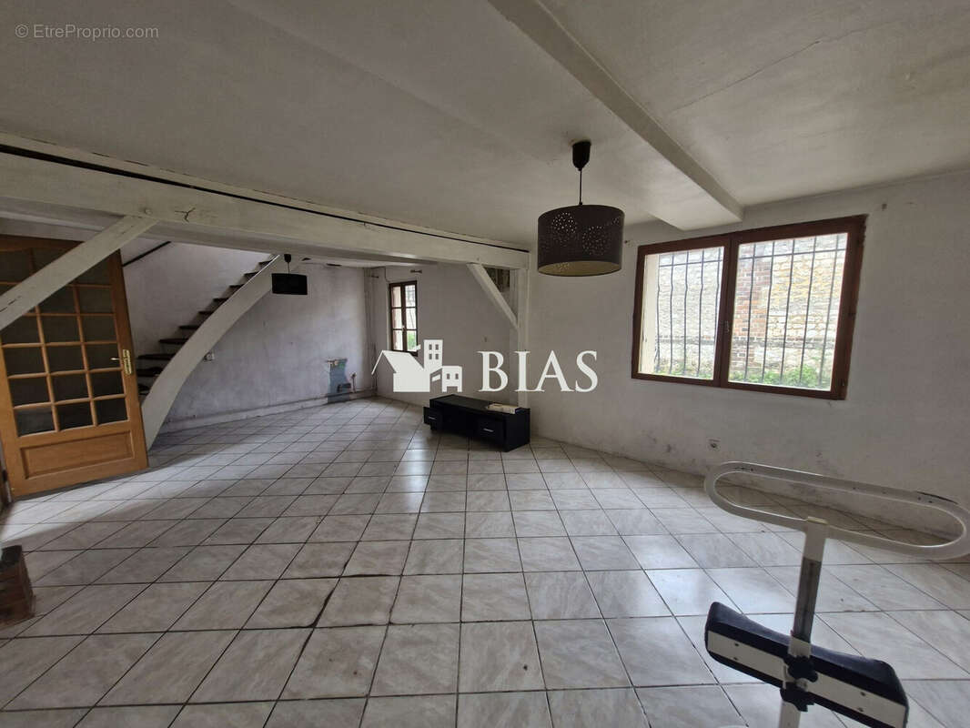 Maison 76 m² à Louviers  - photo 4