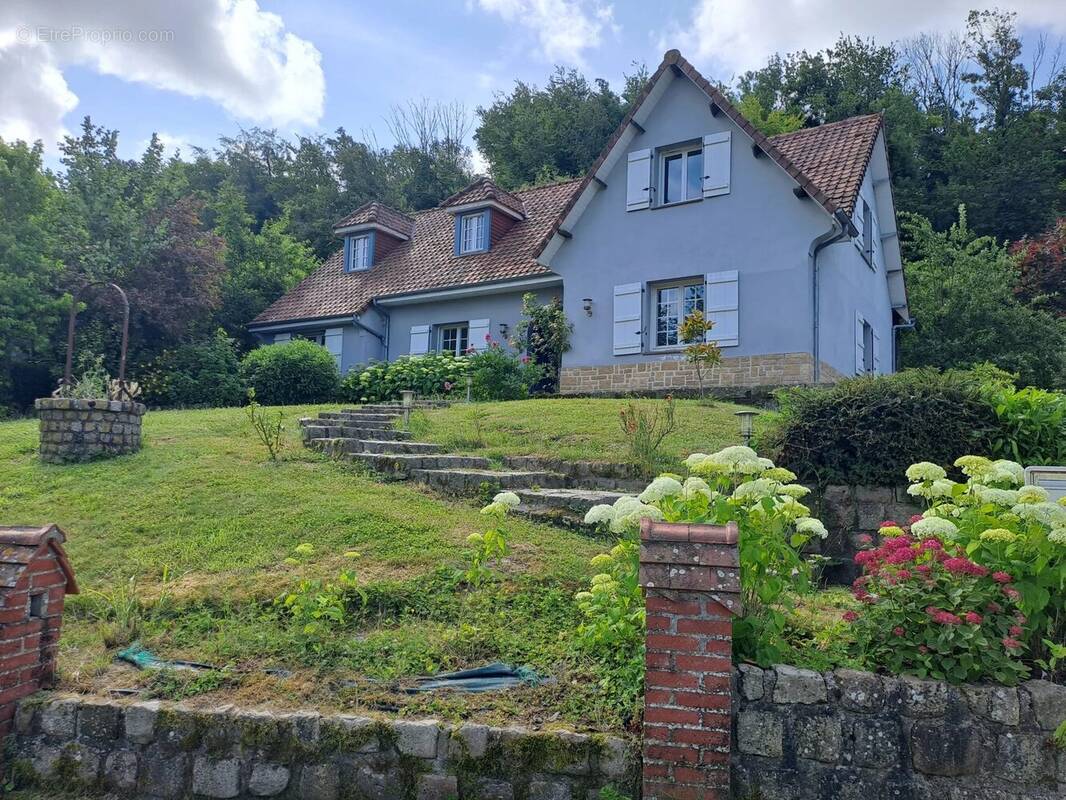 Maison à HUCQUELIERS