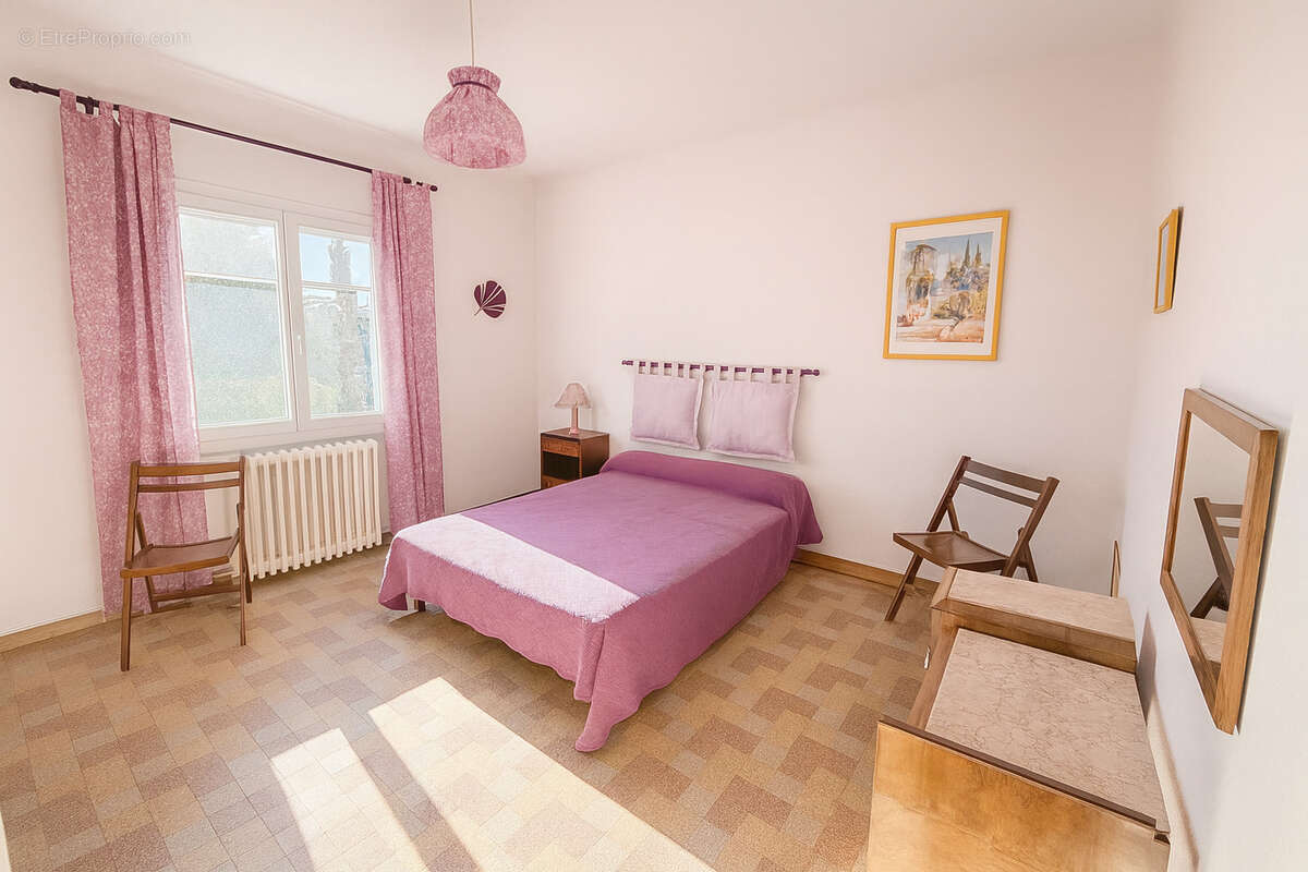 Maison à LA LONDE-LES-MAURES