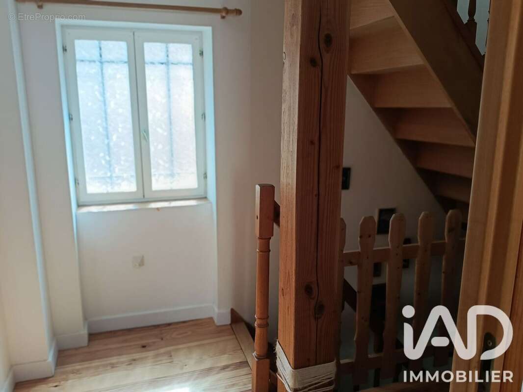 Maison 80 m² à Lezoux  - photo 6