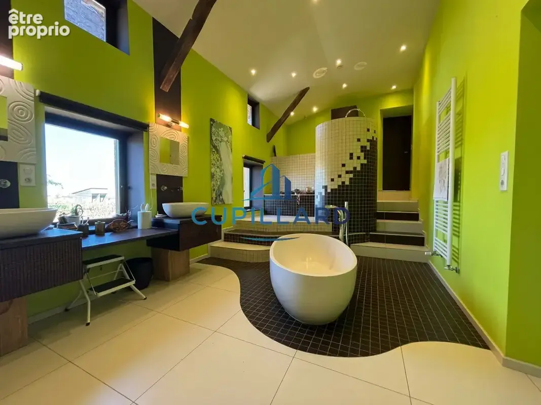 Maison de maître de 270m2 - Saint-Jean-Saint-Maurice - 3 hectares de terrain - piscine - Dépendances - photo 13