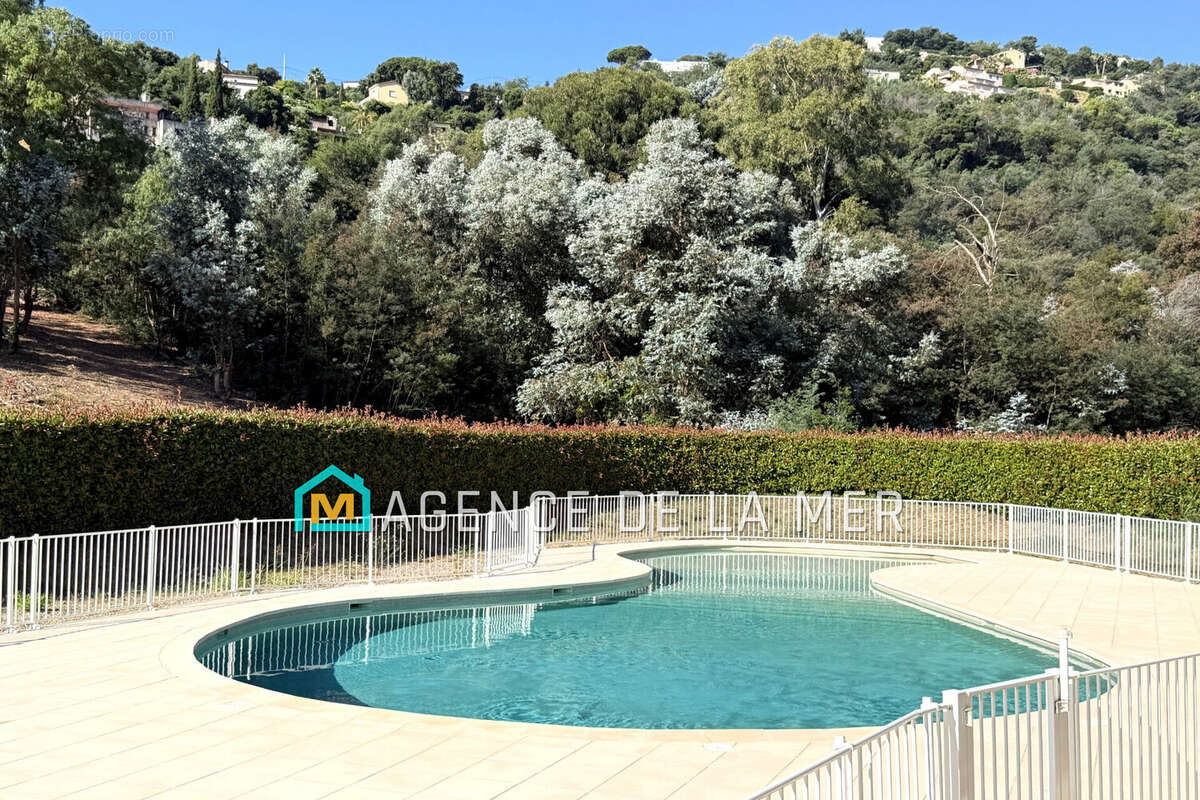 Appartement à MANDELIEU-LA-NAPOULE