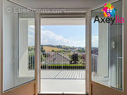 Appartement à PANISSIERES