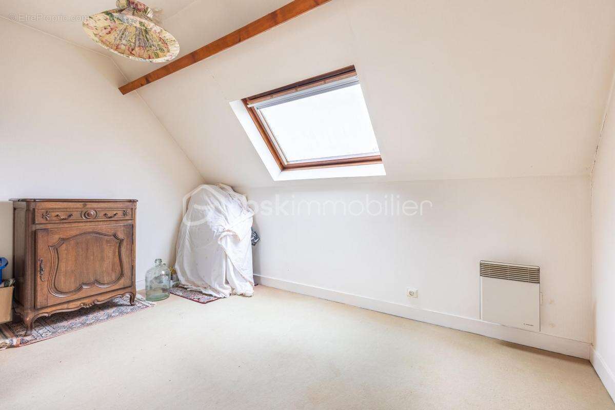 Maison familiale à vendre à Le Raincy – 266 m² - photo 9