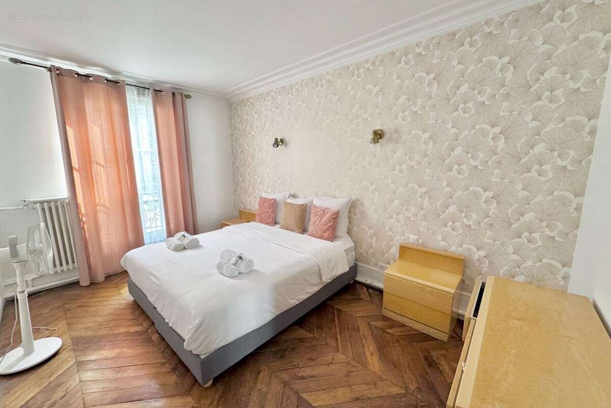 Appartement à PARIS-10E