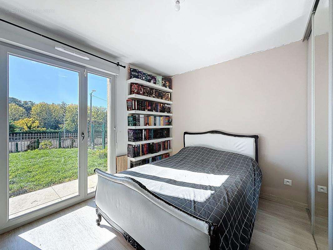 Appartement à PONT-EVEQUE