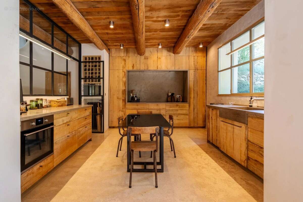 Maison à AIX-EN-PROVENCE