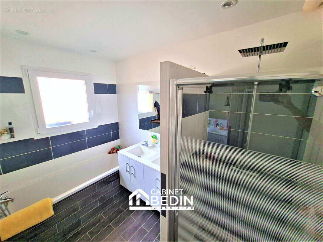 Maison 122 m² à Pontonx-Sur-L'adour  - photo 5