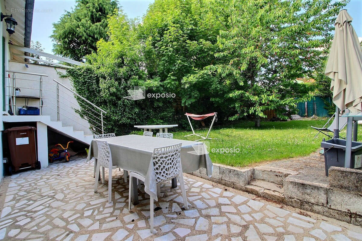 Maison à SOISY-SUR-SEINE