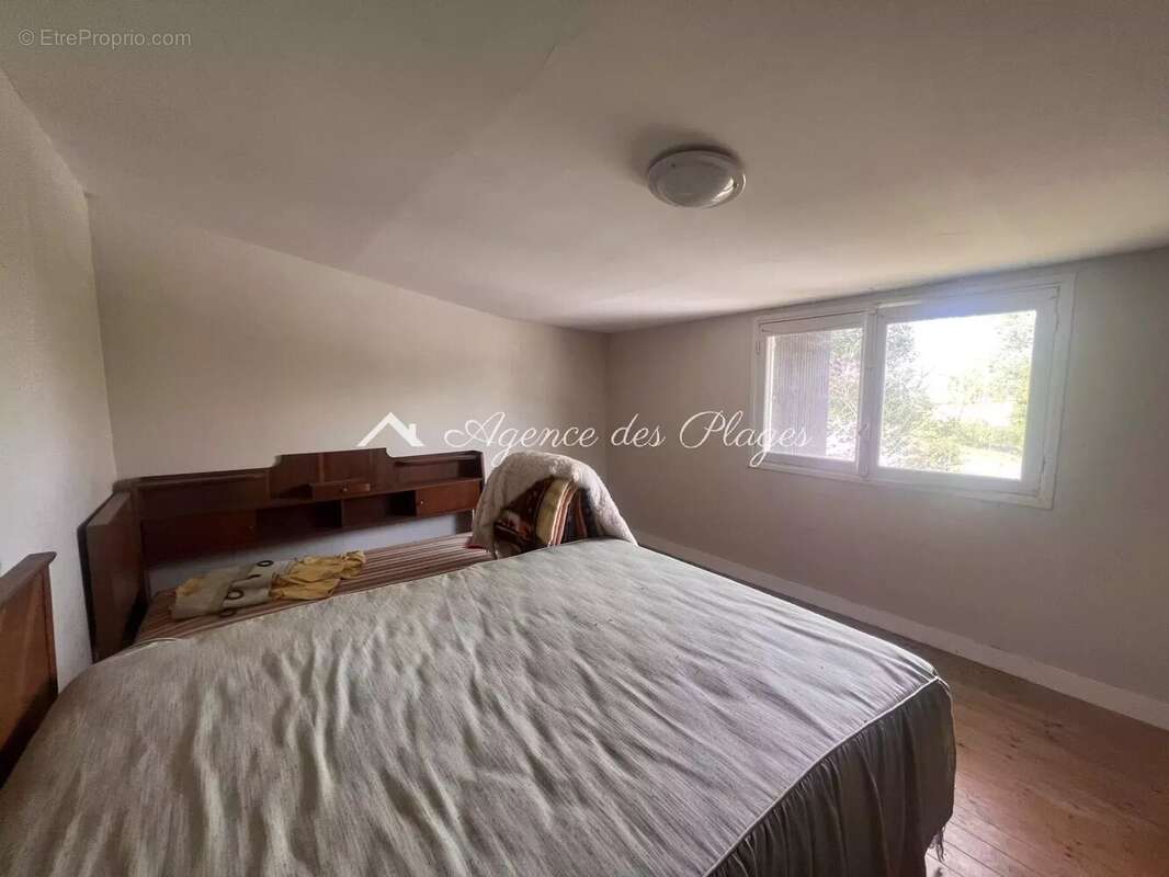 Maison à MESCHERS-SUR-GIRONDE