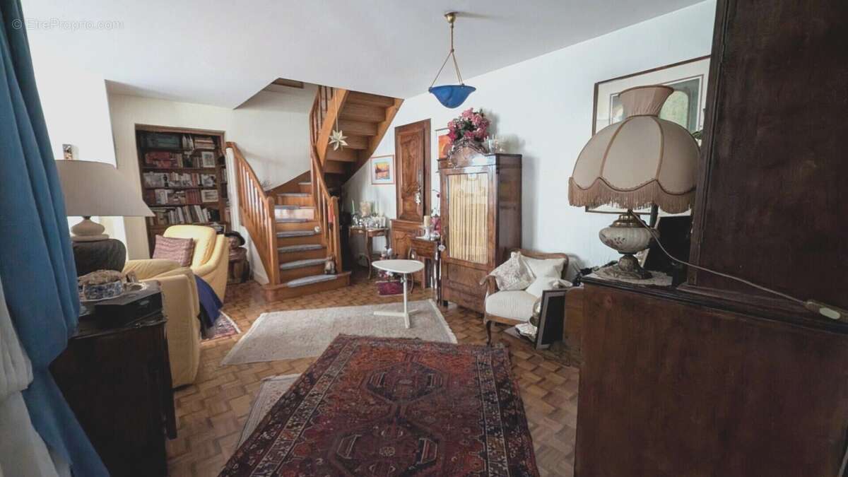 Maison 176 m² à Amboise  - photo 4