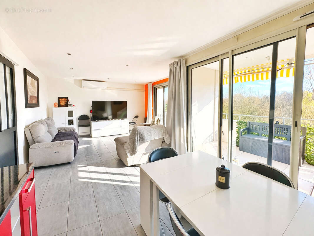 Appartement à OULLINS