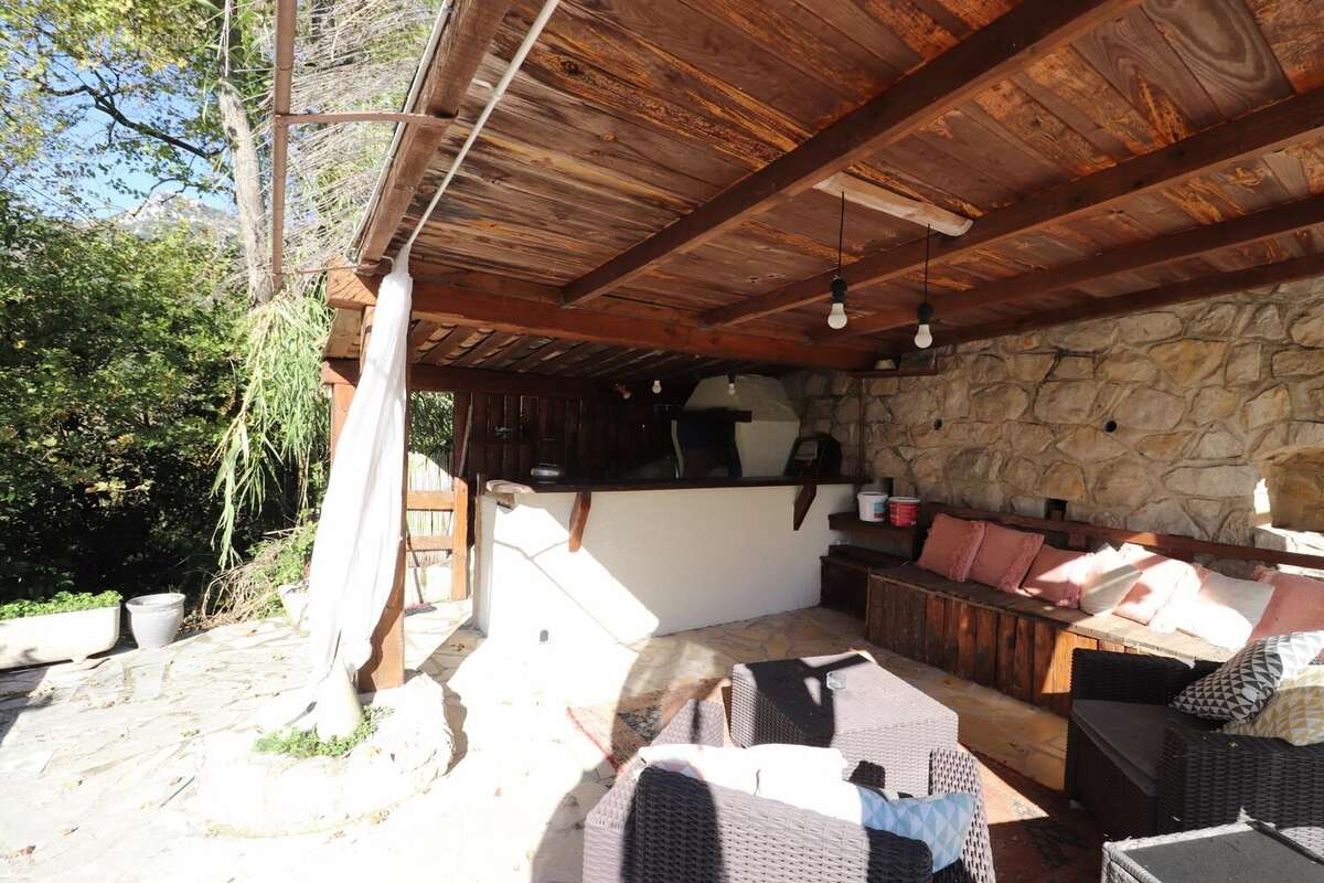 Maison à TOURRETTES-SUR-LOUP