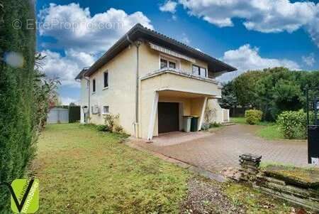 Maison à SAINT-PRIEST