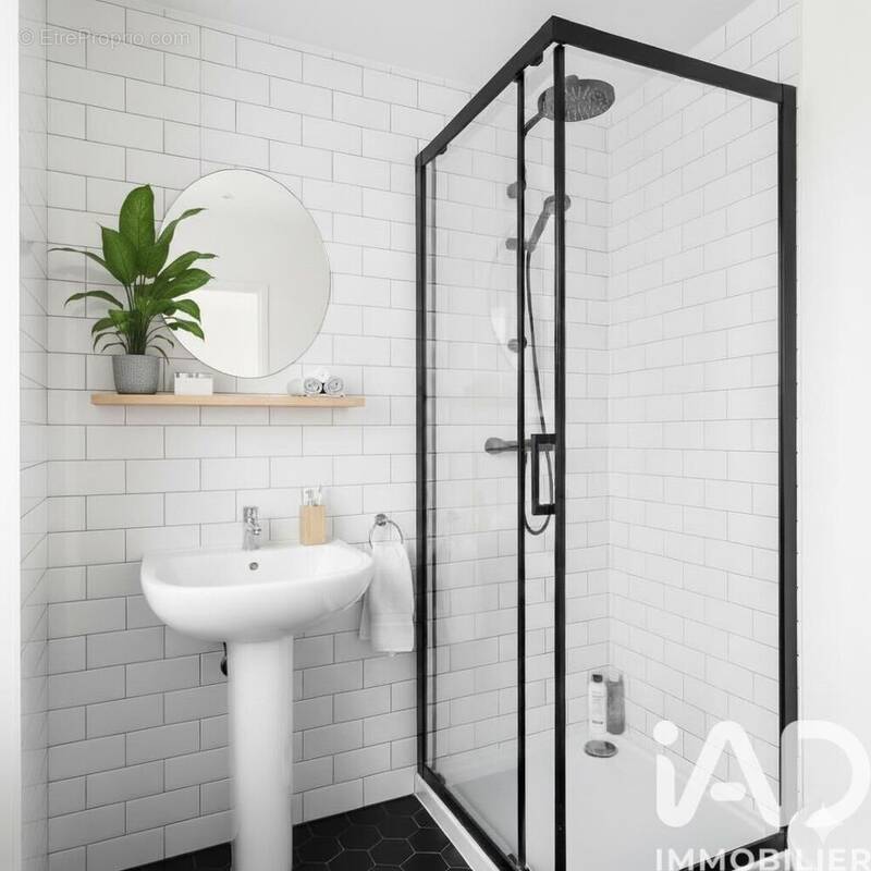 Photo 1 - Appartement à PARIS-19E