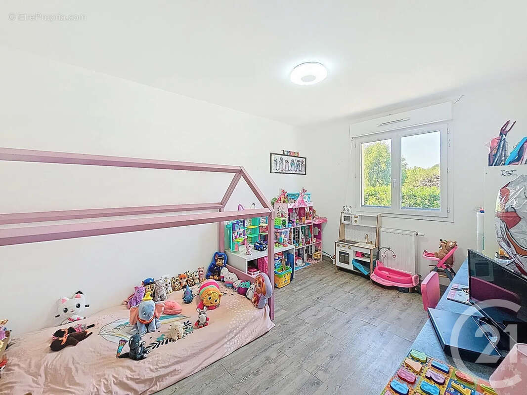 Maison à CHAUMES-EN-BRIE