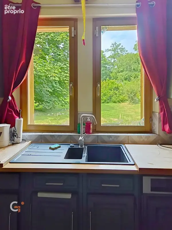 L’Histoire au pas de votre porte : Demeure de caractère de 157 m² dans son parc de 6 334 m² - photo 10