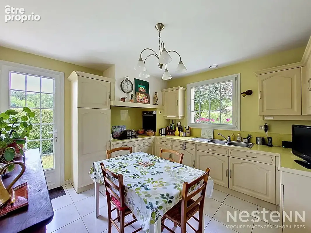 A Vendre Maison habitable de plain-pied de 127 m² avec garages sur parcelle de 1200 m² à Condom - photo 3