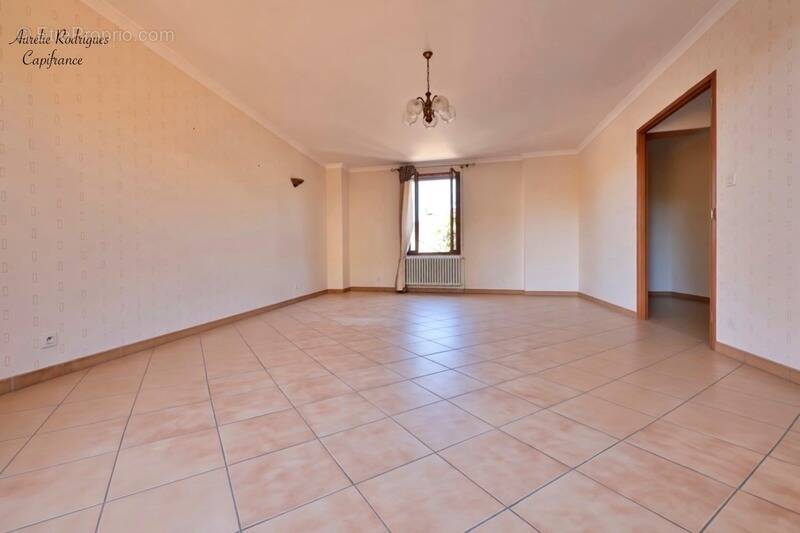 Maison à vendre 6 pièces MACON (71) - photo 3