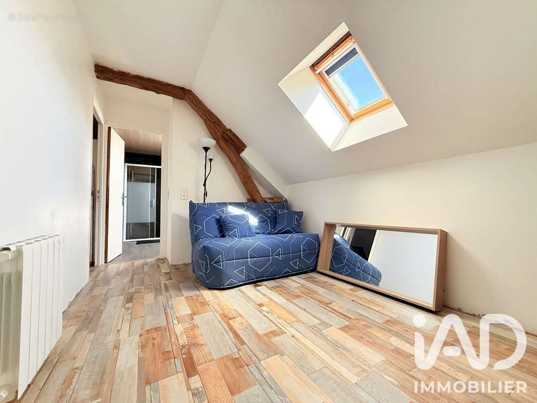 Maison 110 m² à Chaintreaux  - photo 9
