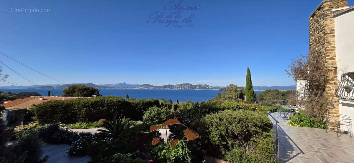Maison à HYERES