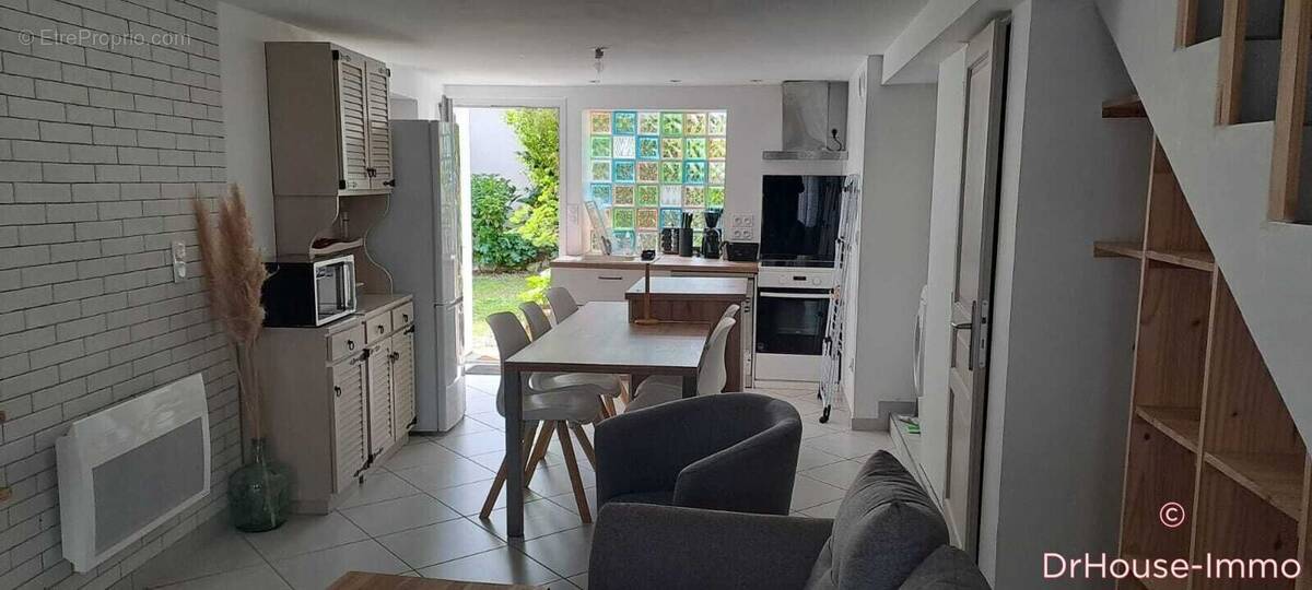 Maison à POYANNE