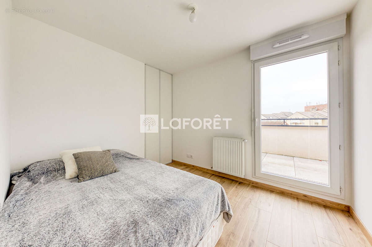 Appartement à PONTAULT-COMBAULT