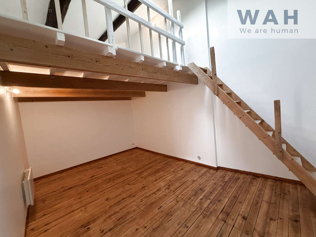 Appartement à GIGNAC