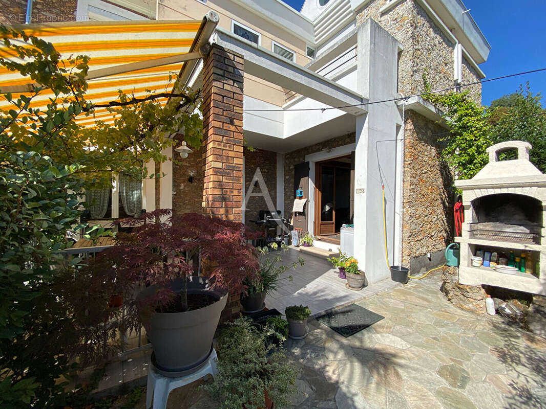 Maison à ATHIS-MONS