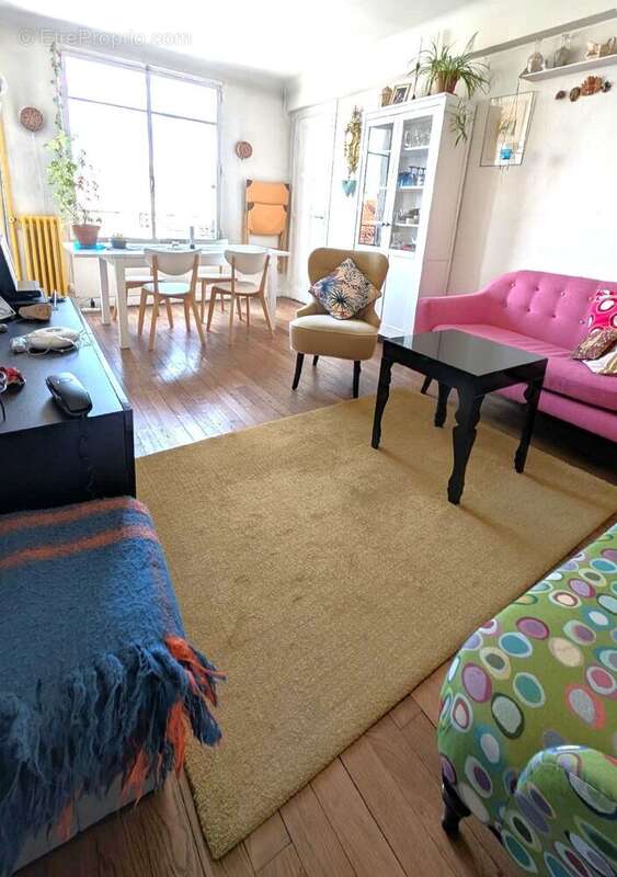 Appartement à PARIS-20E