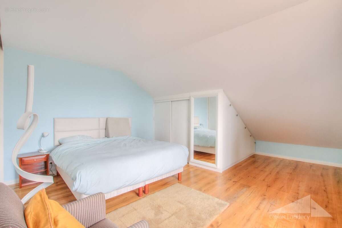 Appartement à FERNEY-VOLTAIRE