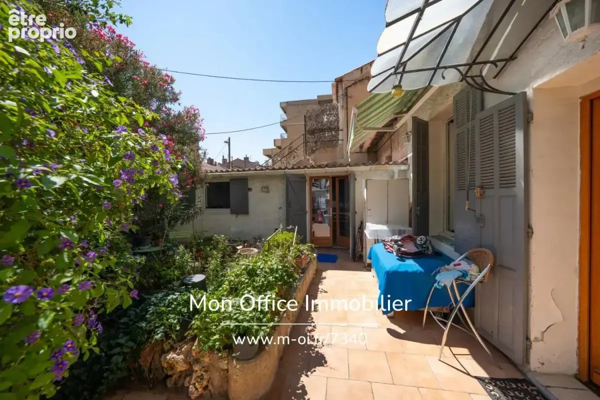 Référence : 7340-MCO - Exclusivité — Immeuble de rapport composé de 4 appartements et une  maison , avec jardin extérieur et sta - photo 15
