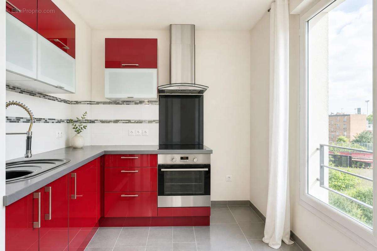 Appartement à STAINS
