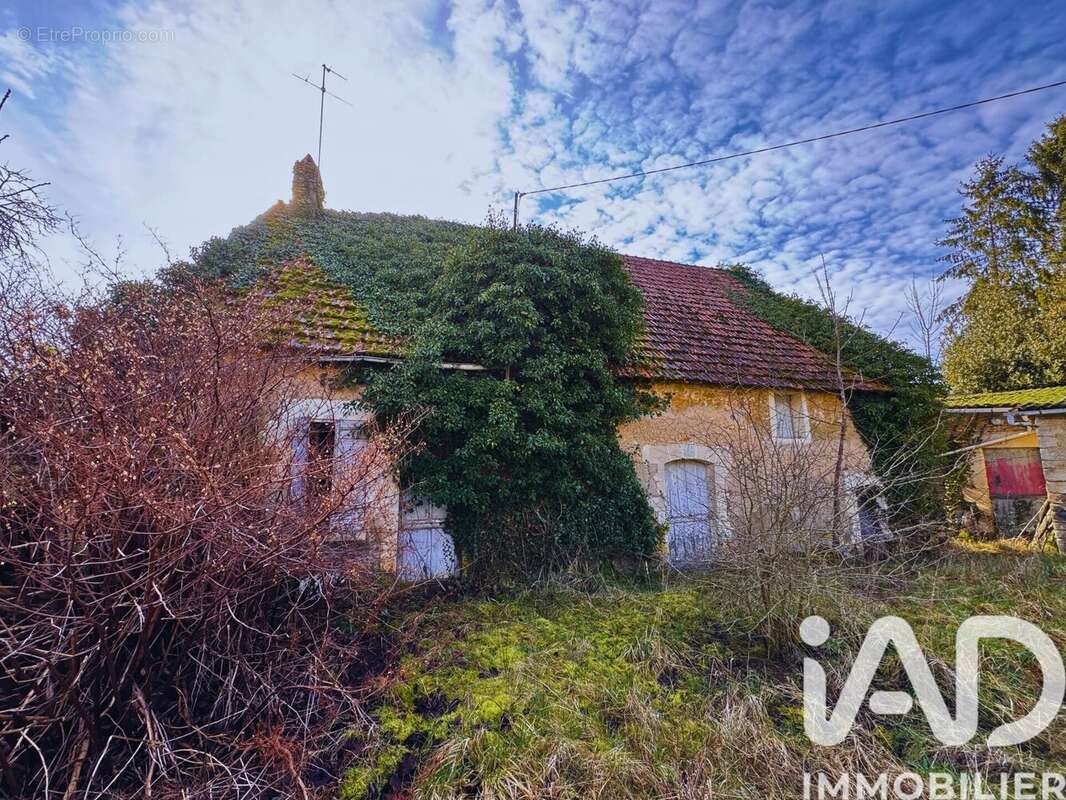 Photo 2 - Maison à SUILLY-LA-TOUR