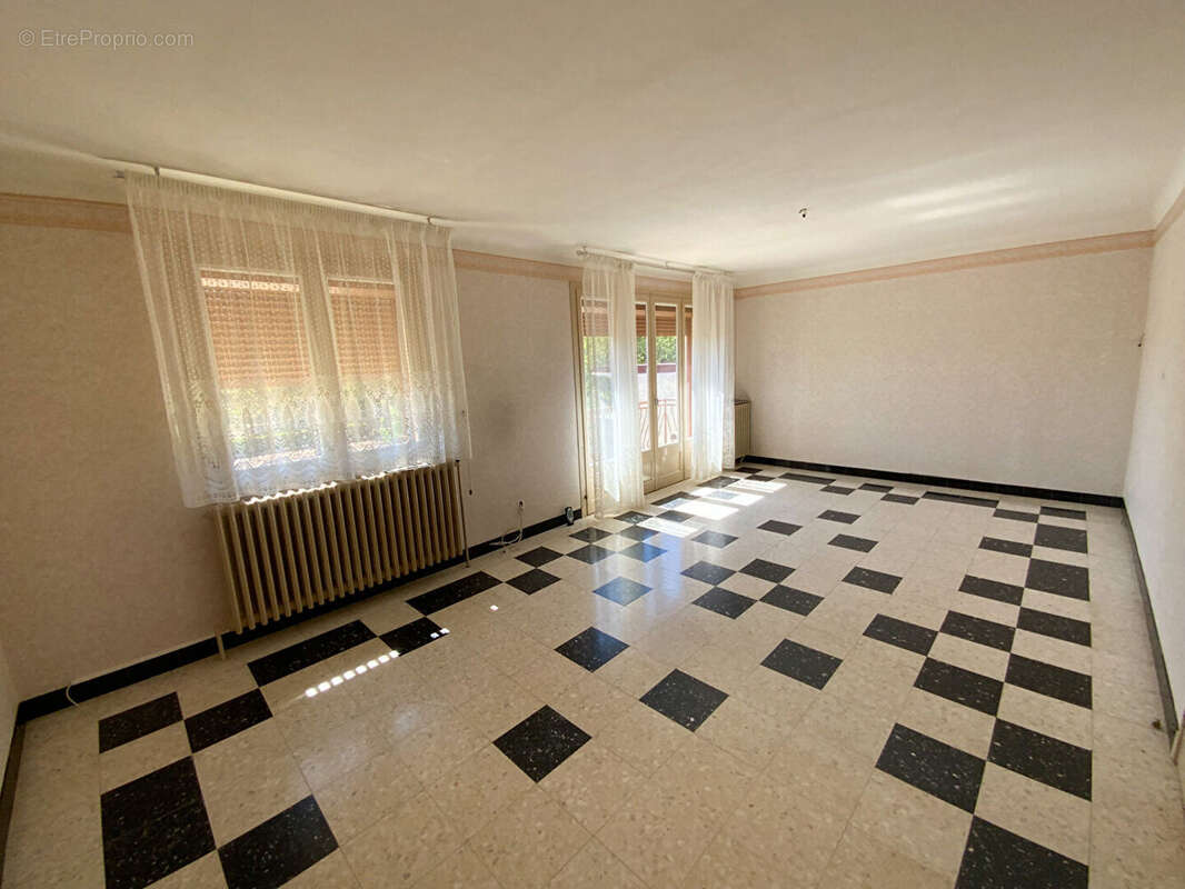 Quartier calme - pavillon entretenu - photo 9