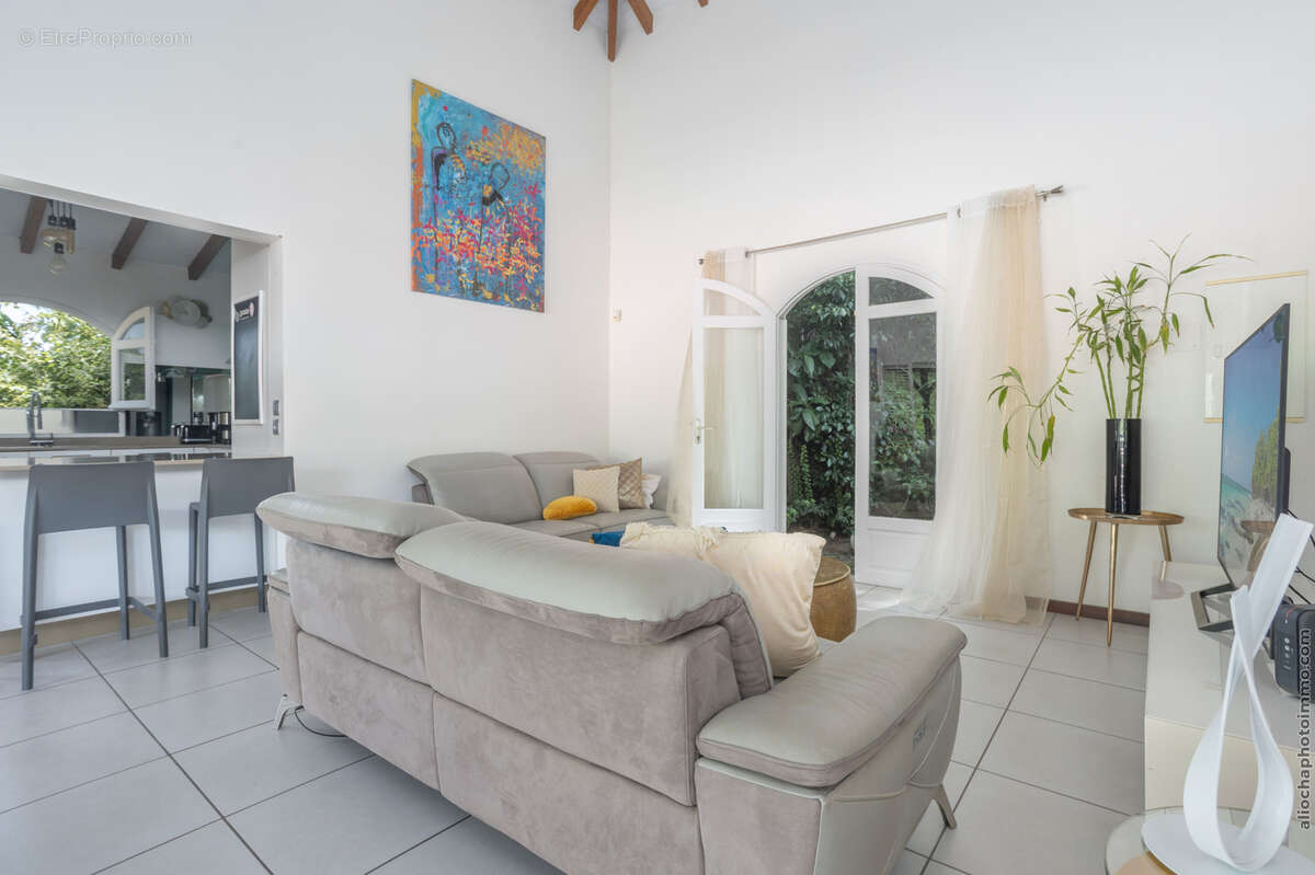 Maison à CASE-PILOTE