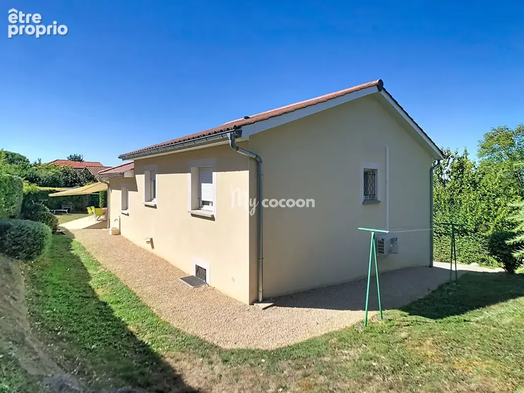 Maison - T5 - 120 m² - photo 5