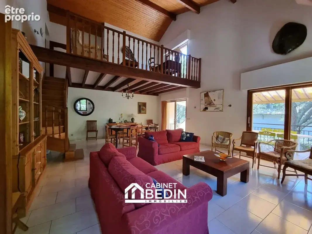 Maison 245 m² à Le Bouscat  - photo 2