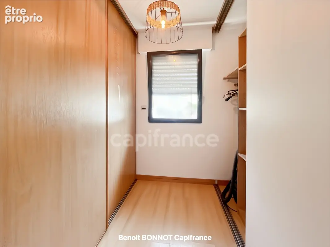 PLEUVEN – Maison familiale de 230 m² avec 6 chambres, suite parentale et espace indépendant - photo 8
