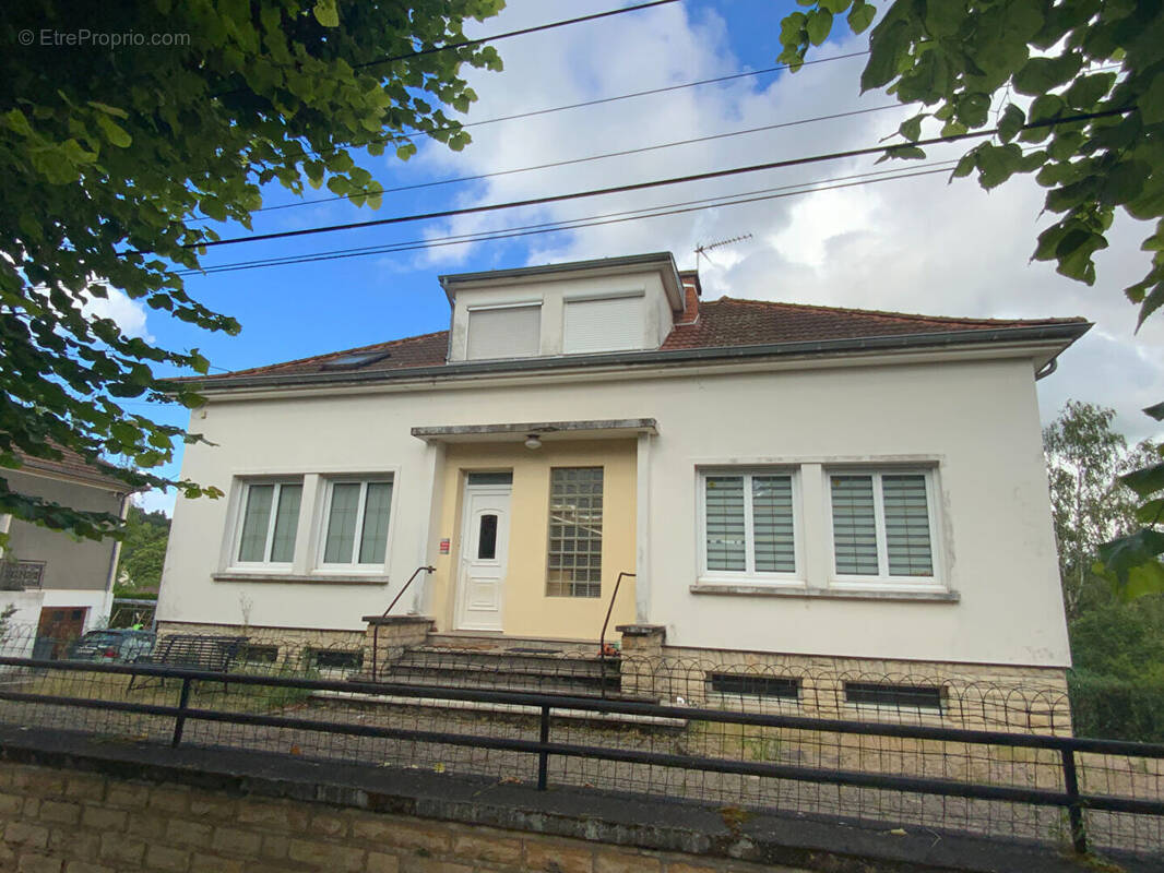 Maison à LE CREUSOT