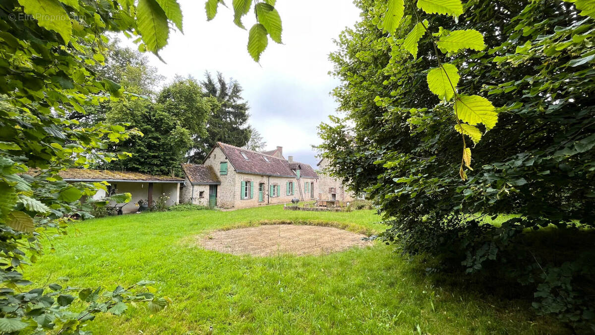 Maison à LES ETILLEUX
