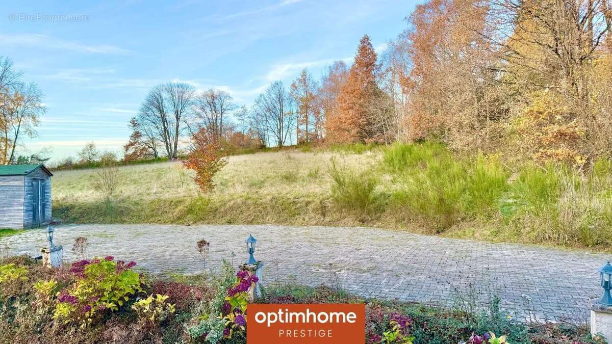 Domaine – 268 m² – 6 chambres et 6 salles de bain – Terrain 8 730 m² – Proche Gérardmer – Champdray - photo 31