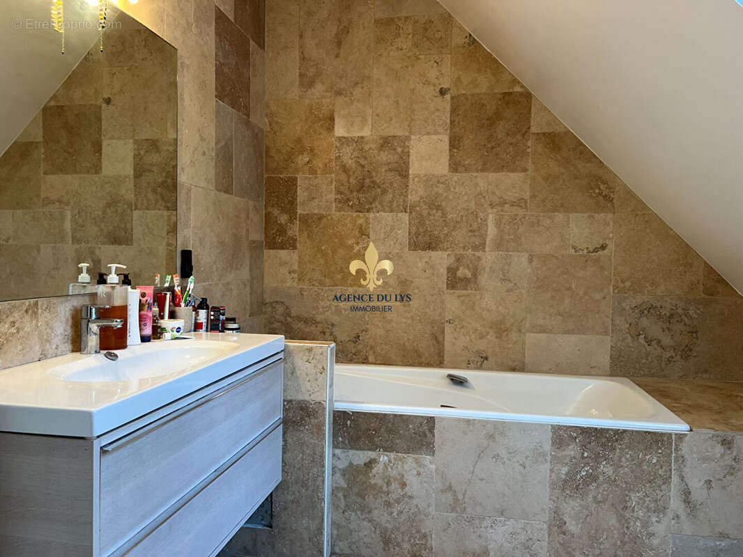 Maison à COYE-LA-FORET