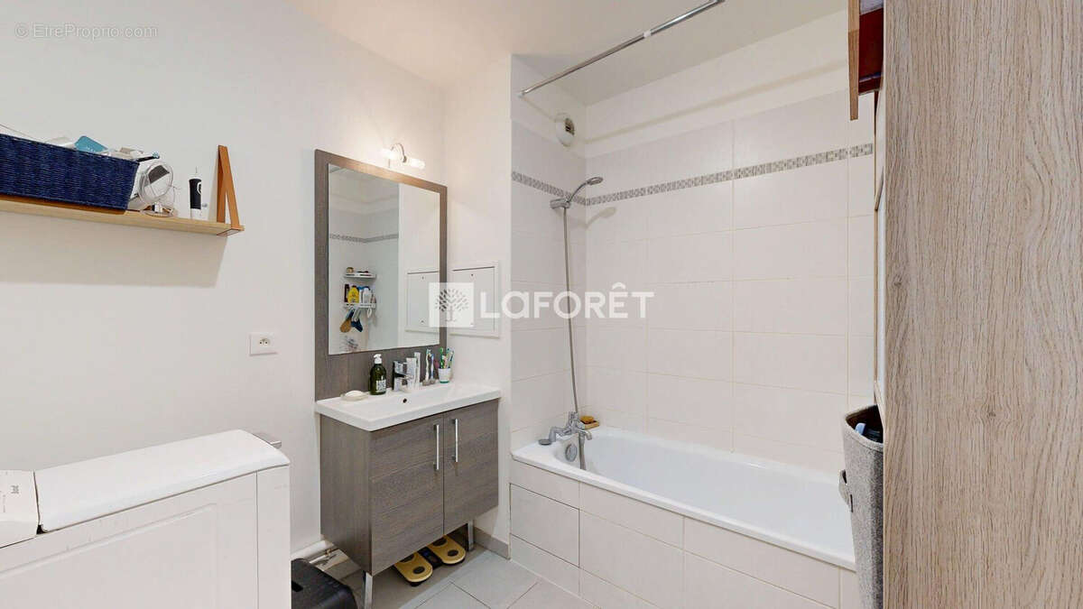Appartement à NANTERRE