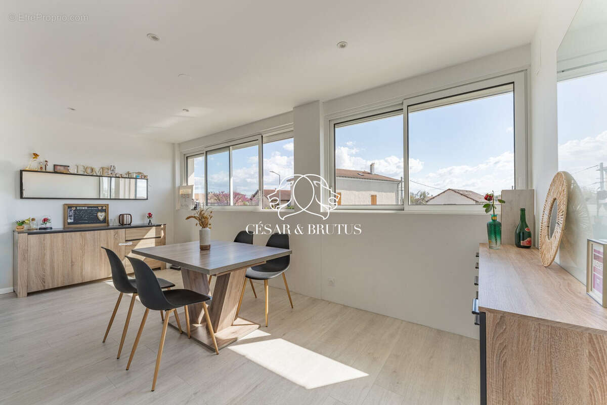 Appartement à CHASSIEU