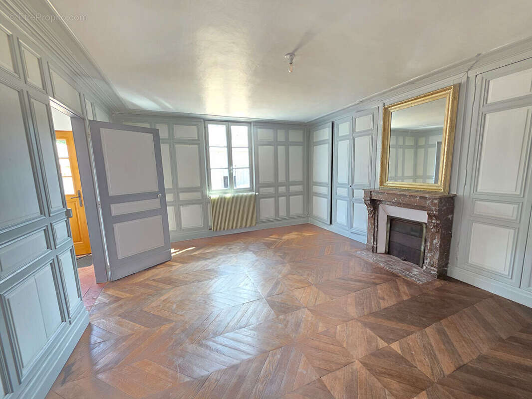 Ancien corps de ferme et sa maison de maitre - photo 3