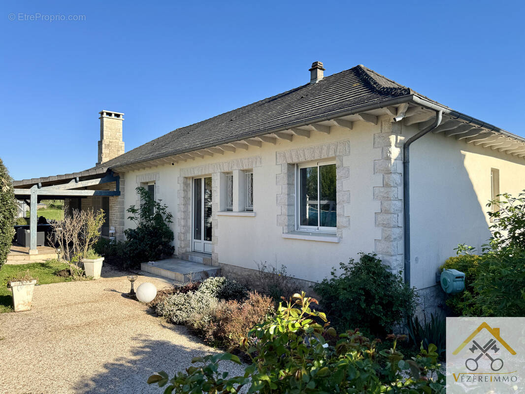 Maison à SAINT-AULAIRE